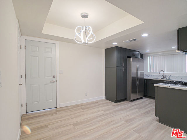 17200 Roscoe Boulevard, Northridge CA: https://media.crmls.org/mediaz/95014faa-8a4e-4844-b28e-67e446119d8b.jpg