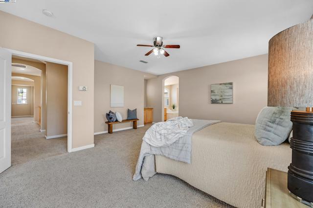 1304 Pyrenees St, Tracy CA: https://media.crmls.org/mediaz/950227f6-c673-456a-b2bb-44fcd4477155.jpg