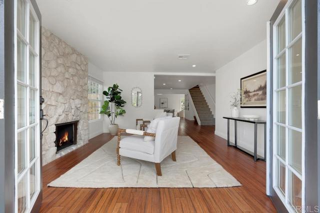 Detail Gallery Image 2 of 36 For 1583 Avenida De Los Lirios, Encinitas,  CA 92024 - 4 Beds | 3 Baths