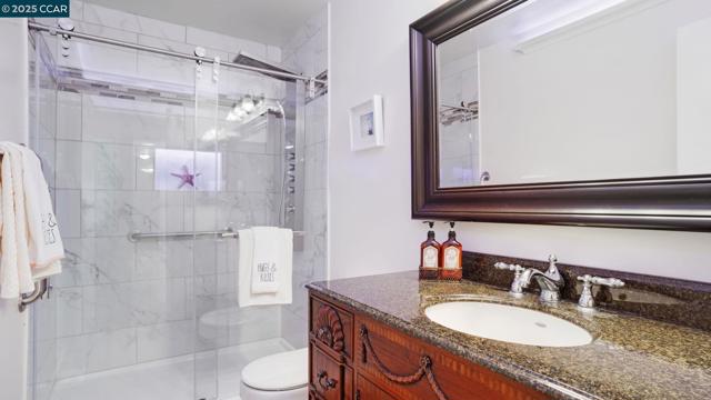 5517 Kirkwood Dr, Concord CA: https://media.crmls.org/mediaz/9503d5ca-19fc-44f7-aea7-64cac953a1c9.jpg