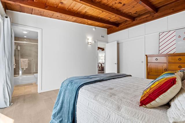 Detail Gallery Image 39 of 44 For 7209 Draper, La Jolla,  CA 92037 - 3 Beds | 3 Baths