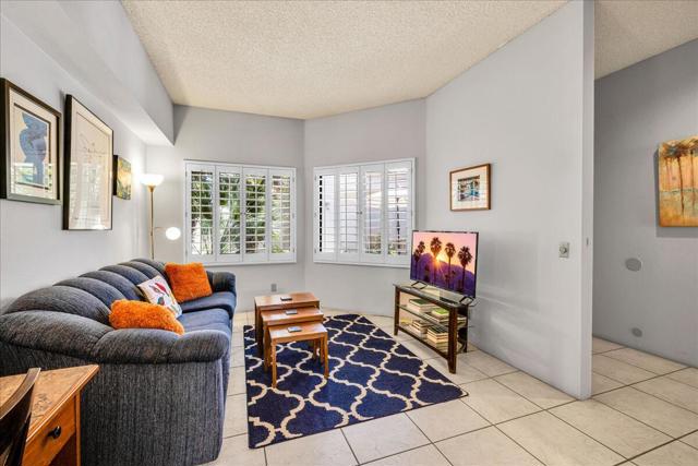 Image 12 of 60 For 54409 Oakhill