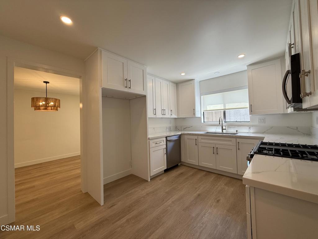 635 E Elmwood Avenue 103Burbank img 26