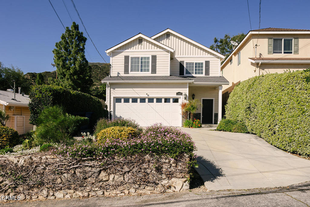 2409 Olive Avenue
