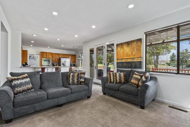 310 Bonnie Lane, Hollister CA: https://media.crmls.org/mediaz/9507c11c-2670-403e-afd2-f0066459f713.jpg