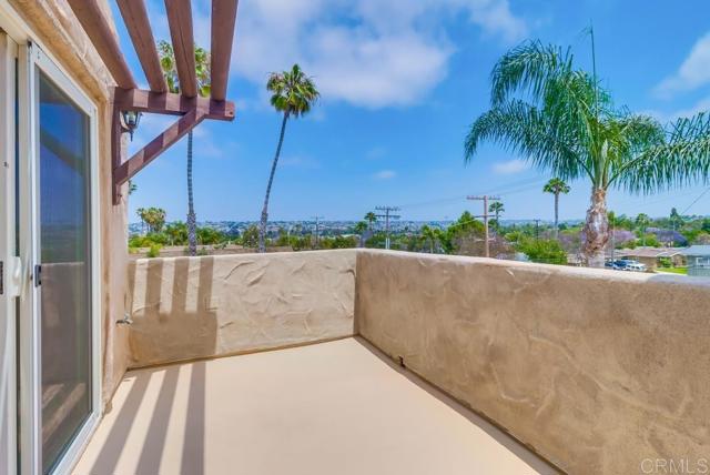 2167 Grand Avenue, San Diego CA: https://media.crmls.org/mediaz/950809de-dab3-48e2-bdbf-8681cf9b7981.jpg