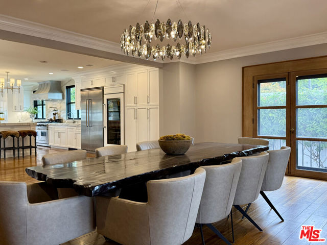18625 Wells Drive, Tarzana CA: https://media.crmls.org/mediaz/9508884b-b153-43f5-97ab-5b493d5701ac.jpg