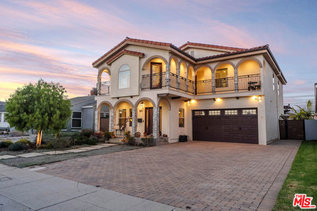 6411 W 85th Street, Los Angeles CA: https://media.crmls.org/mediaz/9508959c-555c-412d-8d3f-485078333db9.jpg