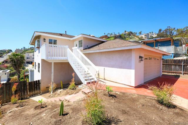 1412 San Miguel Ave, Spring Valley CA: https://media.crmls.org/mediaz/9508b8fd-6fa6-4604-b6a6-cef7a9a114ed.jpg