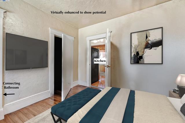 2309 High St, Oakland CA: https://media.crmls.org/mediaz/95099fe2-9c9c-48ea-9973-c7812dd04293.jpg