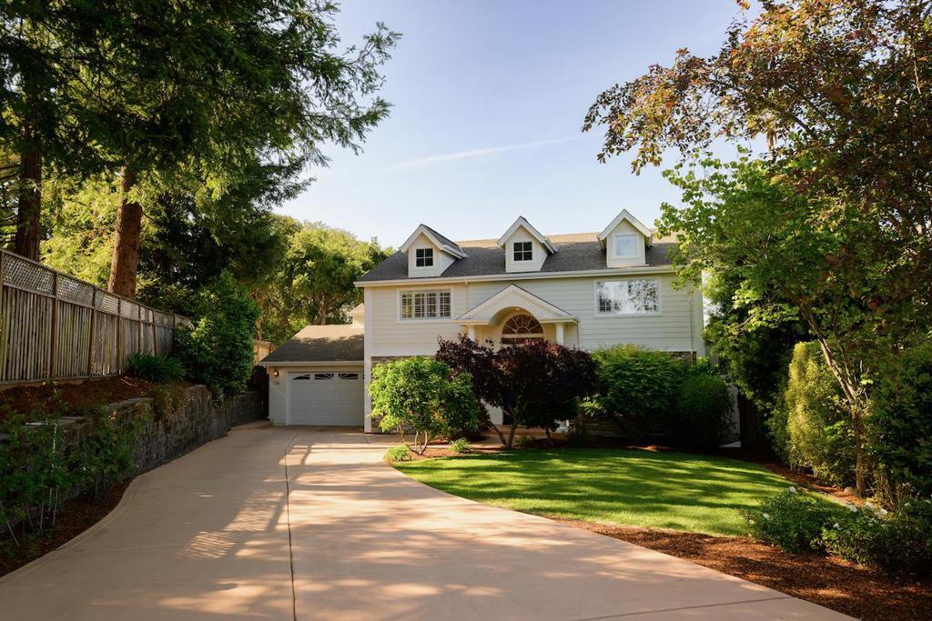 26 Torrey Oaks Court