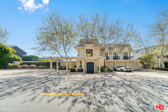 0 Broad Beach Road, Malibu CA: https://media.crmls.org/mediaz/950af3be-5656-499b-858f-8237ff57ef65.jpg