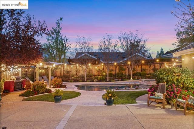 1164 Lexington Way, Livermore CA: https://media.crmls.org/mediaz/950b1317-3a55-4be4-9f4f-2bd31a73a7e6.jpg