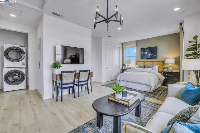 367 W CALABRIA DRIVE, Mountain House CA: https://media.crmls.org/mediaz/950c95f3-5011-4bb8-8439-335f07b9788e.jpg