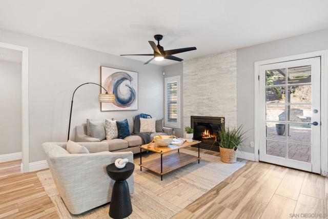 3576 Normandy, Oceanside CA: https://media.crmls.org/mediaz/950dd5b3-3fa2-4041-92bd-01962cd92730.jpg