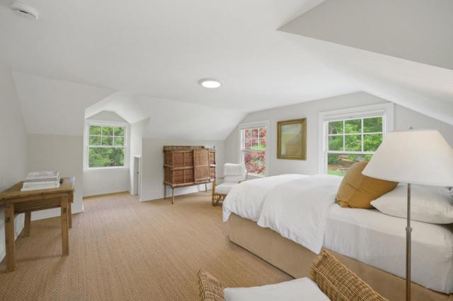 17516 High Street, Los Gatos CA: https://media.crmls.org/mediaz/950de82c-07c9-4982-bebd-244c9c5955bb.jpg