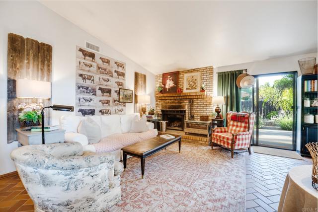 Detail Gallery Image 14 of 29 For 23804 Oak Meadow, Ramona,  CA 92065 - 3 Beds | 2 Baths