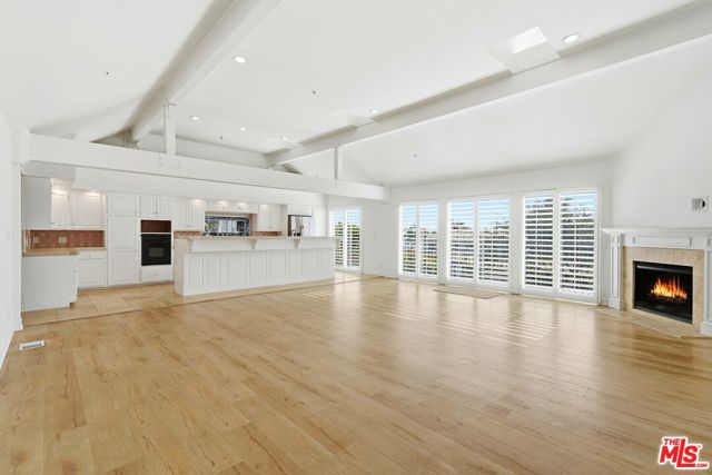 31763 Cottontail Lane, Malibu CA: https://media.crmls.org/mediaz/950e59ff-9ac6-4c21-ac6e-24bfa43a5a45.jpg