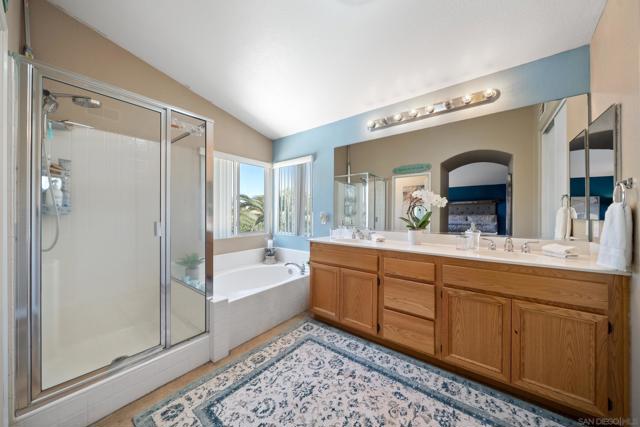 7387 Carrollton Pl, Corona CA: https://media.crmls.org/mediaz/950e9efd-ac24-45ee-ae79-d680e426438f.jpg