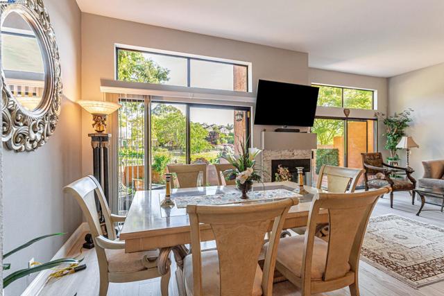 4001 W Lakeshore Drive, San Ramon CA: https://media.crmls.org/mediaz/950f13d4-40dd-425c-8efb-d2974e2e272e.jpg