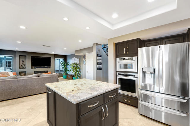 610 Nicole Drive, Newbury Park CA: https://media.crmls.org/mediaz/950f15a4-90b0-4579-9636-cebe23c514a4.jpg
