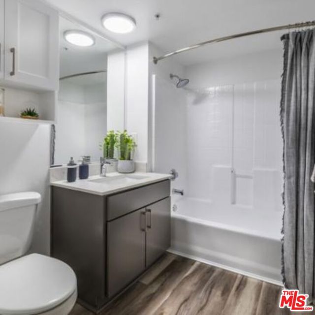 Virtually staged model home ph