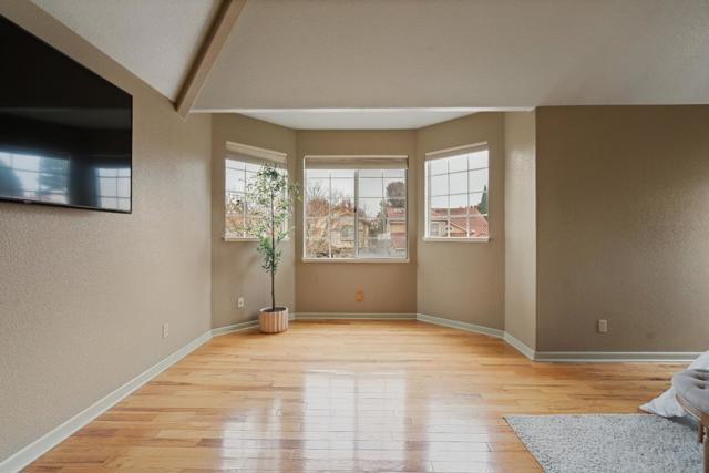 1258 De Cunha Court, Salinas CA: https://media.crmls.org/mediaz/9510ceb5-f74e-47ea-bbba-d5a35071570f.jpg