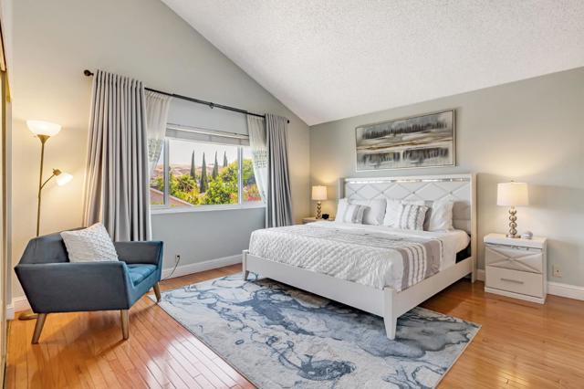 5769 Barnswell Way, San Jose CA: https://media.crmls.org/mediaz/9510f6d1-66c9-492d-9e2a-f4522210574d.jpg