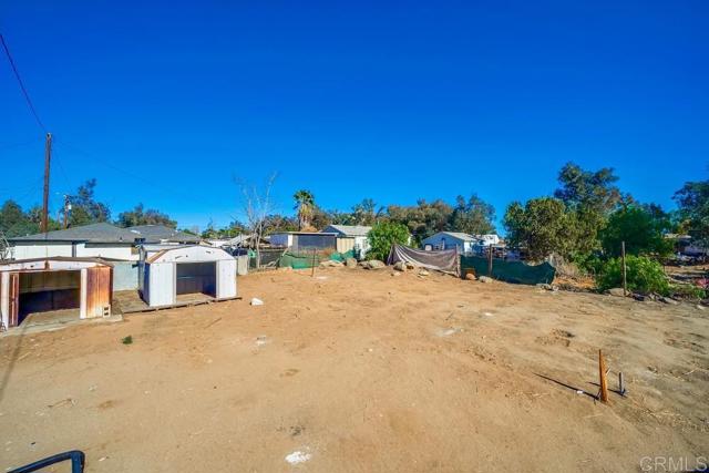 22776 Old Elsinore Road, Perris CA: https://media.crmls.org/mediaz/9511dada-570d-48a3-a92e-b58926e7129b.jpg