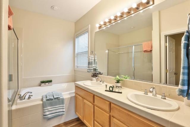 1051 W Iowa Avenue, Sunnyvale CA: https://media.crmls.org/mediaz/95126819-8238-4f78-8c0f-0b26c1bd10eb.jpg