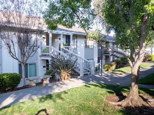5437 Cribari Green, San Jose CA: https://media.crmls.org/mediaz/9512745c-a272-485c-bc49-b89b87faadcb.jpg