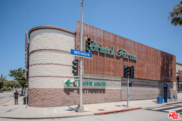1147 Centinela Avenue, Santa Monica CA: https://media.crmls.org/mediaz/9512eb3c-c818-41e0-b811-8b756500a5a0.jpg