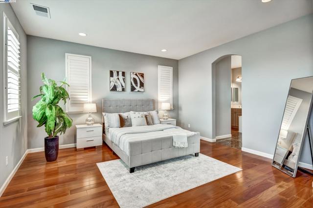 761 Batista Dr, San Jose CA: https://media.crmls.org/mediaz/9513b4fd-9335-499a-916a-def811720eec.jpg