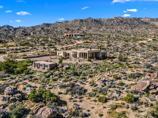 Image 43 of 83 For 71248 Flat Branch Road