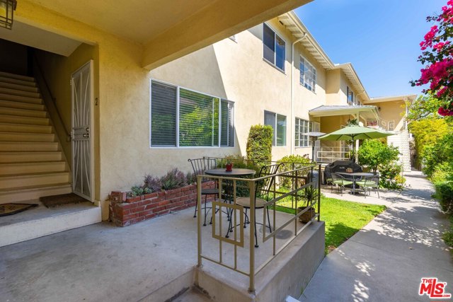 Image 3 for 1922 Tamarind Ave #2, Los Angeles, CA 90068