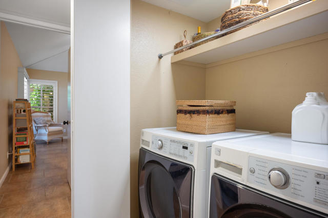 82208 Cochran Drive, Indio CA: https://media.crmls.org/mediaz/9515217c-9db2-4850-afec-7a0e45d14d55.jpg