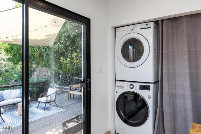 4802 Converse St Street, Los Angeles CA: https://media.crmls.org/mediaz/95161f47-8c7a-412f-a1e9-75846fc75f89.jpg