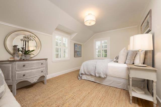 2995 Hacienda Street, San Mateo CA: https://media.crmls.org/mediaz/95177ef1-380a-4cba-b1ea-278b4c5a1837.jpg