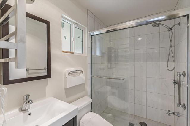 7381 Furlong Avenue, Gilroy CA: https://media.crmls.org/mediaz/95187c54-0124-4465-9753-89ec0d1149c7.jpg