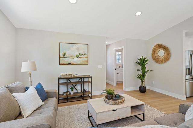 Image 9 of 53 For 1035 La Grande Avenue