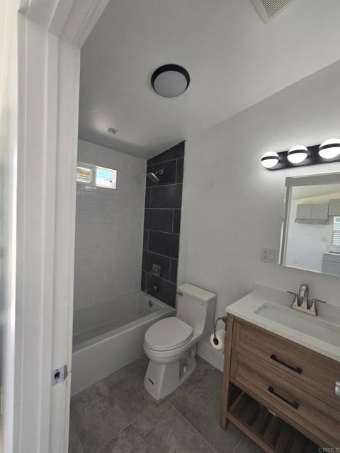 2503 2501 Sumac Dr, San Diego CA: https://media.crmls.org/mediaz/9519f8fb-ead7-47c6-9a87-1cbff8d80c7c.jpg