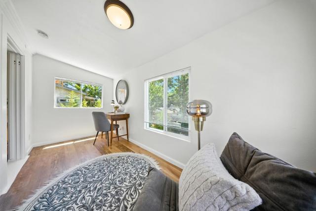 185 N 9th Street, San Jose CA: https://media.crmls.org/mediaz/951a239b-2596-4517-b366-a2e3a7755c1f.jpg