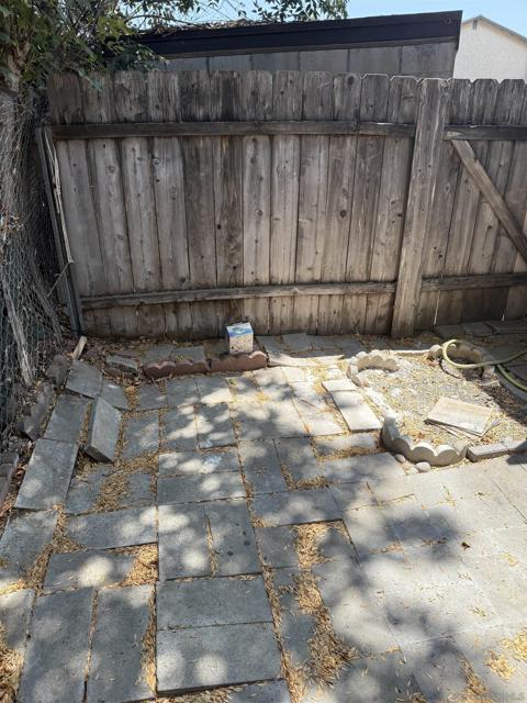 1034 Leland St, Spring Valley CA: https://media.crmls.org/mediaz/951b1dbd-bdb8-4c0b-a58e-a59951da78b4.jpg