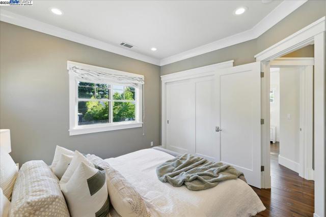 16741 Loma St, Los Gatos CA: https://media.crmls.org/mediaz/951c7d48-f08a-4964-baf4-c0613b528257.jpg