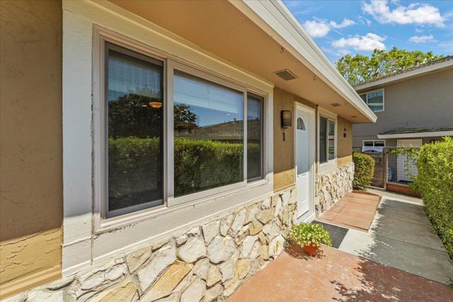 1420 Ruby Court, Capitola CA: https://media.crmls.org/mediaz/951ca72b-544d-42b1-8b20-ad8a399687d7.jpg