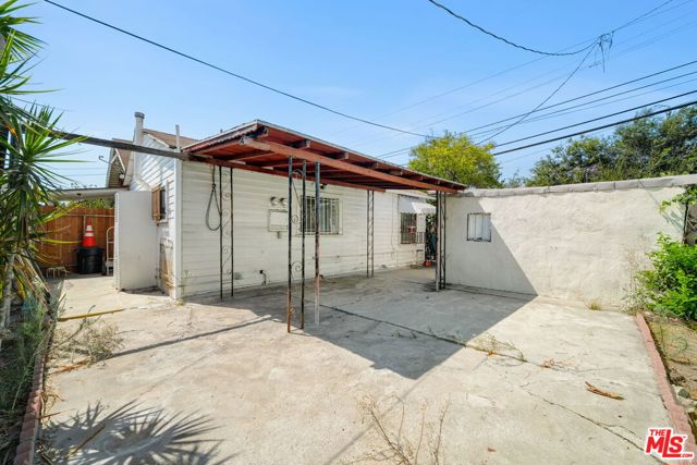 414 N Ditman Avenue, Los Angeles CA: https://media.crmls.org/mediaz/951d6e26-176a-495f-9b91-881df5c787ce.jpg