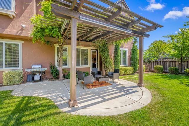 5871 Masoni Place, Gilroy CA: https://media.crmls.org/mediaz/951d9982-a3eb-4c2e-8fb7-0fd22022d66e.jpg