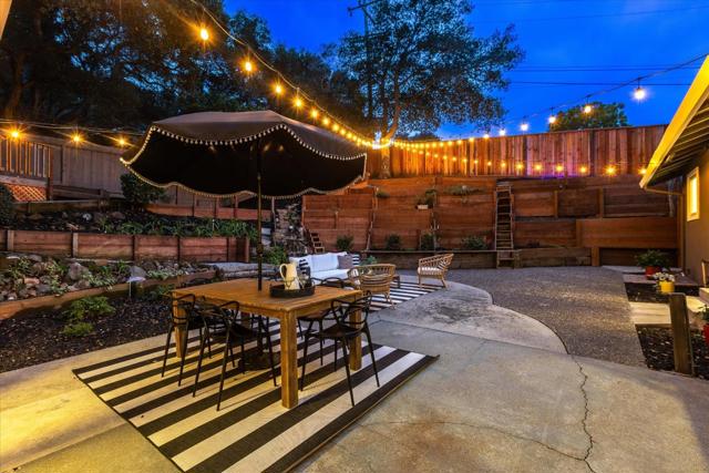 2845 Brittan Avenue, San Carlos CA: https://media.crmls.org/mediaz/951da42f-fe62-464a-a208-c4df51671a24.jpg