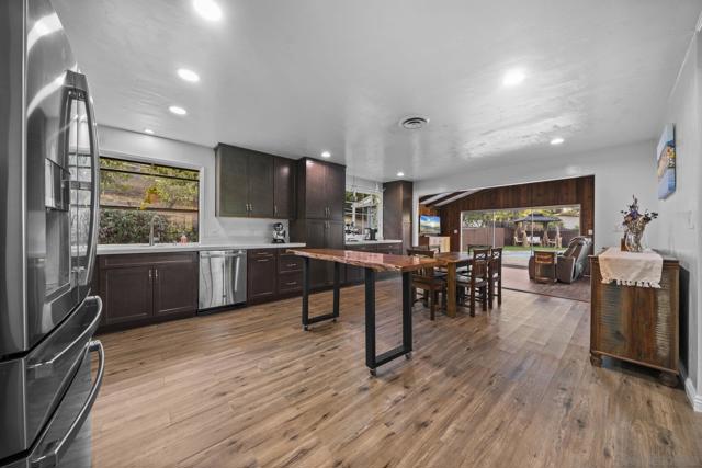 1780 Grove Rd, El Cajon CA: https://media.crmls.org/mediaz/951f5103-47b5-445f-90b9-4e28346a4c2b.jpg