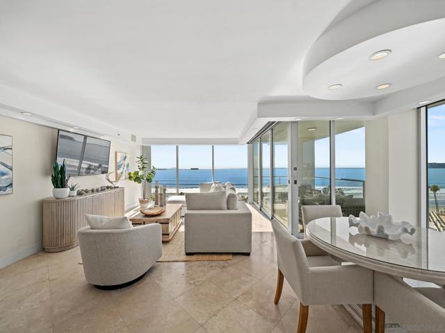 1810 Avenida Del Mundo, Coronado CA: https://media.crmls.org/mediaz/951f979a-c596-48e4-b89a-66f583c9f832.jpg